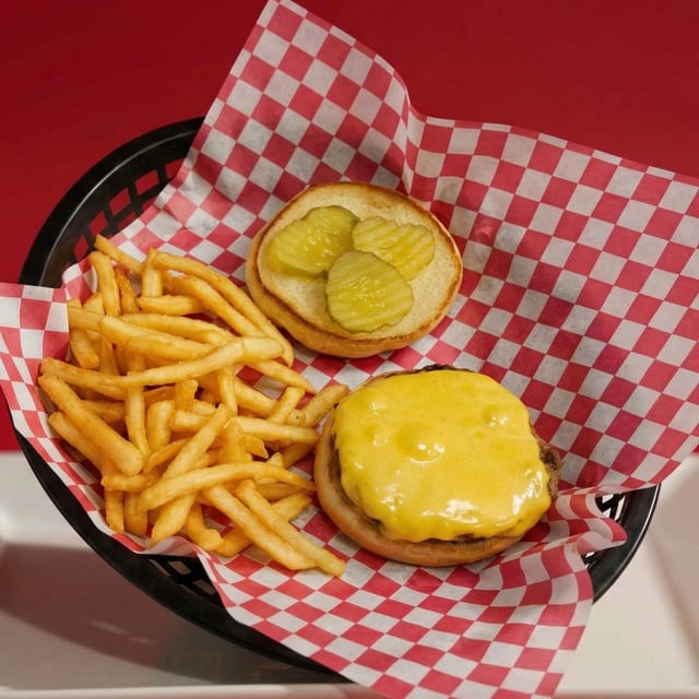 Cheeseburger.